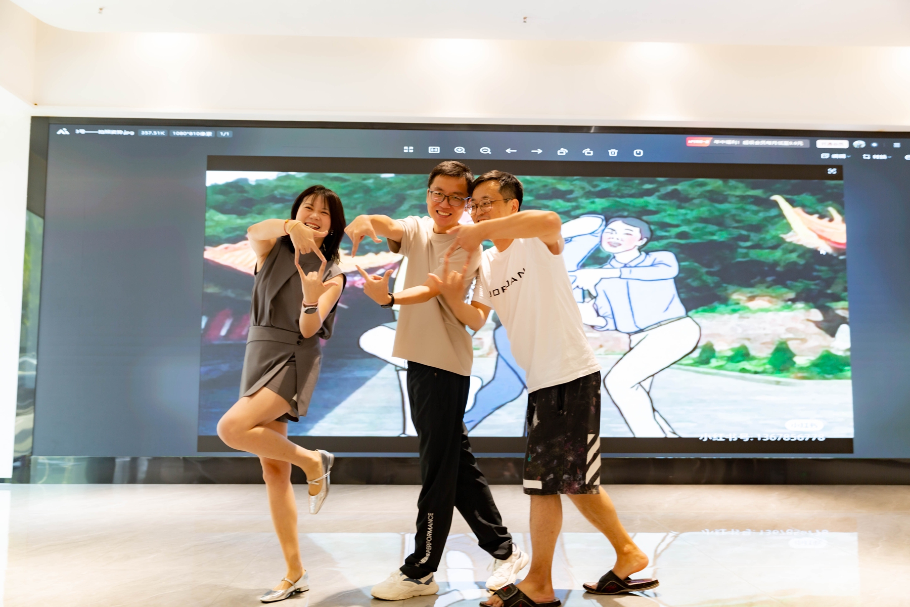 CL8A8446_副本.jpg CL8A8446_副本.jpg